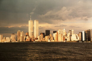 Twin Towers - © iStock/ericsphotography
