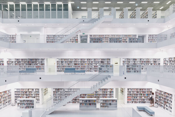 Bibliothek Stuttgart - © Foto: iStock / Zhang Shu